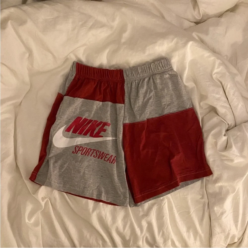 Frankie Collective ReWork Shorts - Picture 2 of 4